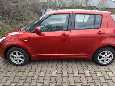 Gebraucht Suzuki Swift Comfort 92 PS (67 kW) 2009 Orange Kleinwagen
