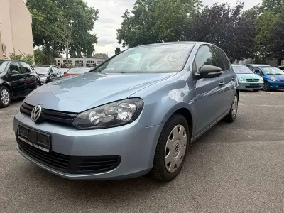 Gebraucht VW Golf VI Trendline 80 PS (58 kW) 2011 Shark blue metallic Kleinwagen