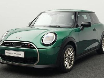 Gebraucht Mini Cooper S Favoured 204 PS (150 kW) 2024 Grün Kleinwagen