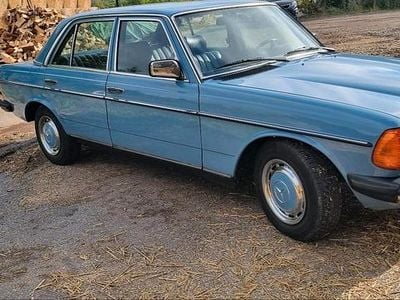 Gebraucht Mercedes 200 94 PS (69 kW) 2005 Blau Limousine