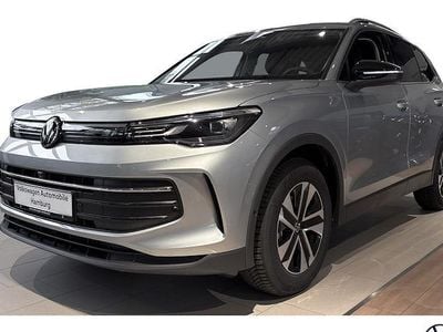 Neu VW Tiguan Life 150 PS (110 kW) 2025 Silber SUV