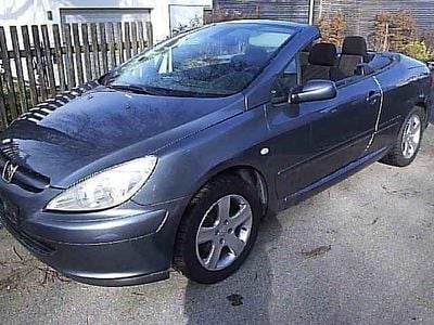 Begagnad Peugeot 307 CC 136 HK (100 kW) 2005 Silver Cab