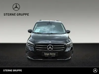 Gebraucht Mercedes T180 Progressive 131 PS (96 kW) 2025 Loparitschwarz Van / Kleinbus