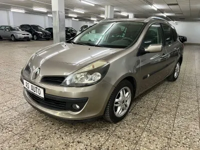 Gebraucht Renault Clio GrandTour Dynamique 101 PS (74 kW) 2008 Braun Kombi