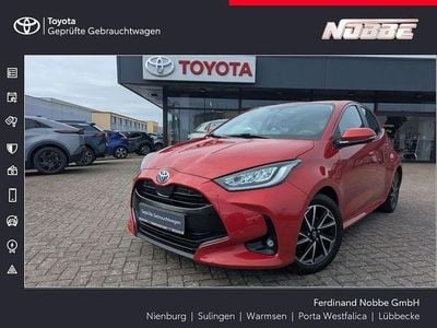 Gebraucht Toyota Yaris Hybrid Team 116 PS (85 kW) 2022 Karminrot (metallic) Kleinwagen