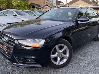Gebraucht Audi A4 Ambiente 177 PS (130 kW) 2012 Blau Kombi