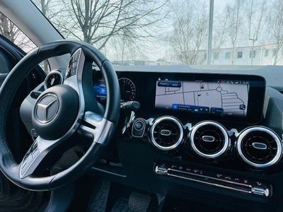 Gebraucht Mercedes GLA250 218 PS (160 kW) 2023 Schwarz SUV