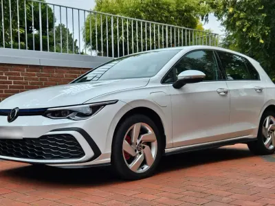 Gebraucht VW Golf VIII GTE 245 PS (180 kW) 2020 Weiß Limousine