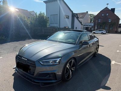 Grau Gebraucht 2019 Audi A5 Comfort Coupé | 27.900 €