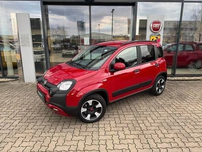Gebraucht Fiat Panda Cross Cross 69 PS (50 kW) 2024 Rot Kleinwagen