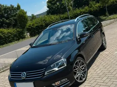 Gebraucht VW Passat Highline 140 PS (102 kW) 2011 Schwarz Kombi