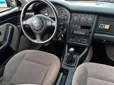 Käytetty Audi 80 116 HP (85 kW) 1994 Punainen Sedan
