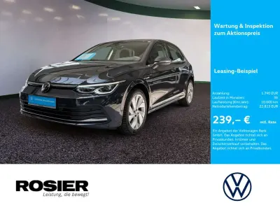 Gebraucht VW Golf VIII Style 131 PS (96 kW) 2024 Grau / uranograu Limousine