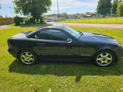 Usata Mercedes SLK200 163 CV (119 kW) 2001 Nero Cabrio
