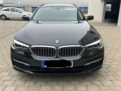 Gebraucht BMW 520 190 PS (139 kW) 2019 Grau Kombi
