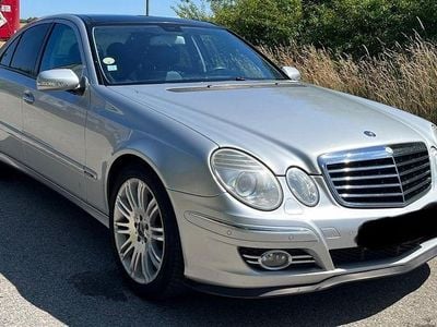 Mercedes E320