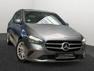 Gebraucht Mercedes B250 Progressive 224 PS (164 kW) 2019 Grau Van / Kleinbus