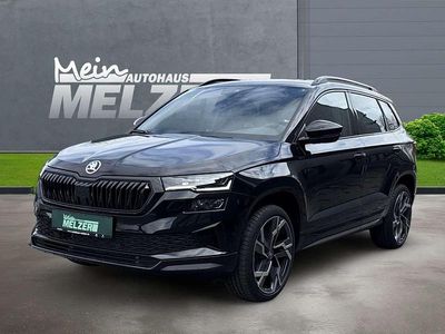 Neu Skoda Karoq SportLine 150 PS (110 kW) 2026 Schwarzmagic perleffekt SUV