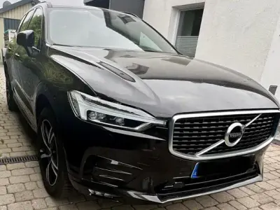 Gebraucht Volvo XC60 190 PS (139 kW) 2020 Schwarz SUV