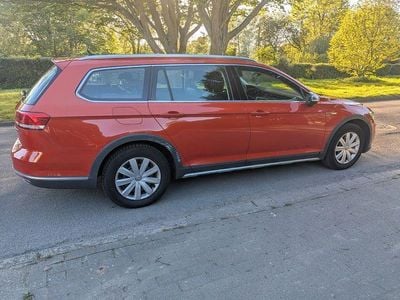Second-hand VW Passat Alltrack 190 CP (139 kW) 2016 Portocaliu Break