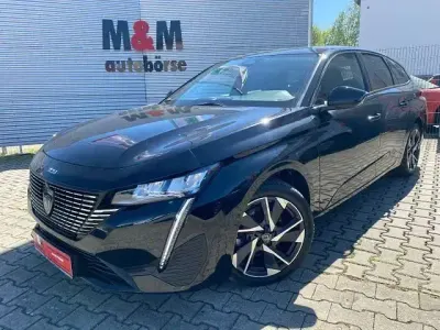 Gebraucht Peugeot 308 SW Allure 131 PS (96 kW) 2025 Schwarz Kombi