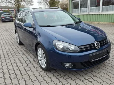 Gebraucht VW Golf VI Highline 140 PS (102 kW) 2011 Blau Kleinwagen