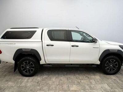 Second-hand Toyota HiLux 204 CP (150 kW) 2021 Alb Pickup