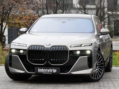 Gebraucht BMW 740 M Sport 299 PS (219 kW) 2025 Grau Limousine