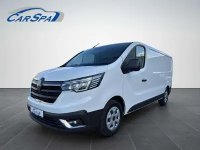 Gebraucht Renault Trafic Komfort 131 PS (96 kW) 2025 Gletscherweiss Van / Kleinbus