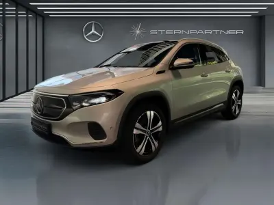 Gebraucht Mercedes EQA250 Progressive 139 kW (190 PS) 2021 Silber SUV
