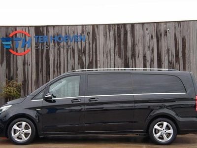 Schwarz Gebraucht 2015 Mercedes V250 Avantgarde Edition Van / Kleinbus | 24.400 € (Etwas zu teuer)
