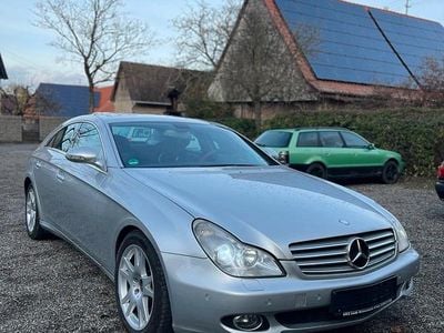 Gebraucht Mercedes CLS320 224 PS (164 kW) 2007 Silber Limousine