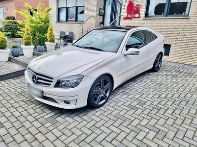 Gebraucht Mercedes CLC220 150 PS (110 kW) 2008 Weiß Kleinwagen