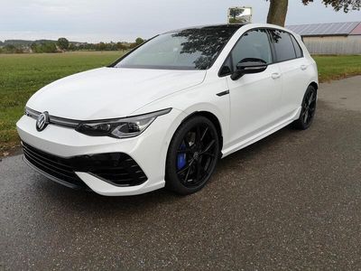 Usata VW Golf VIII R 400 CV (294 kW) 2023 Bianco Utilitaria