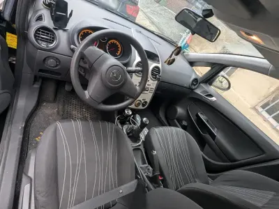 Gebraucht Opel Corsa 80 PS (58 kW) 2007 Schwarz Kleinwagen