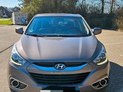 Gebraucht Hyundai Tucson 135 PS (99 kW) 2015 Gold SUV