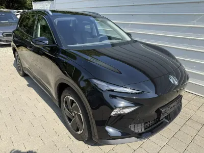 Neu MG MG5 EV Luxury 169 kW (231 PS) 2026 Black pearl Kombi