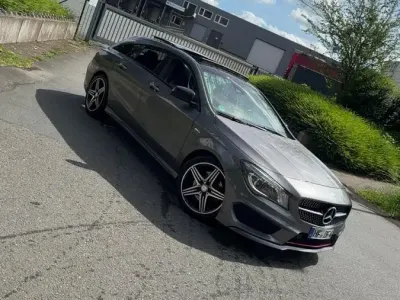 Gebraucht Mercedes CLA250e Shooting Brake