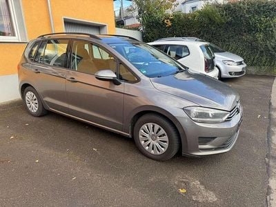 Limestone grey metallic Gebraucht 2015 VW Golf Sportsvan Comfortline Van / Kleinbus | 10.700 € (Guter Preis)
