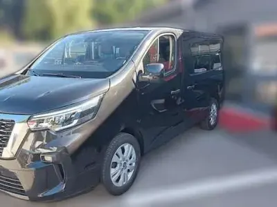 Gebraucht Nissan NV300 Tekna 170 PS (125 kW) 2021 Schwarz metallic Van