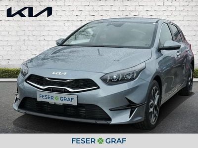 Neu Kia Ceed Style 140 PS (102 kW) 2025 Silber Kleinwagen