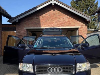 Gebraucht Audi A6 Sport 155 PS (114 kW) 2001 Blau Kombi
