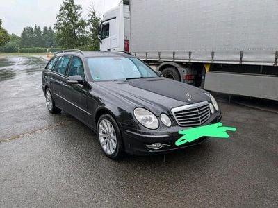 Mercedes E500