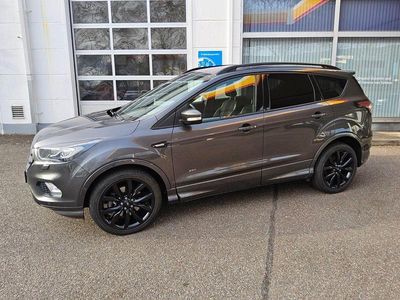 Gebraucht Ford Kuga ST-Line 179 PS (131 kW) 2017 Schwarz SUV