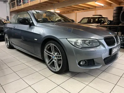 Gebraucht BMW 330 Cabriolet M Sport 245 PS (180 kW) 2013 Grau Cabrio