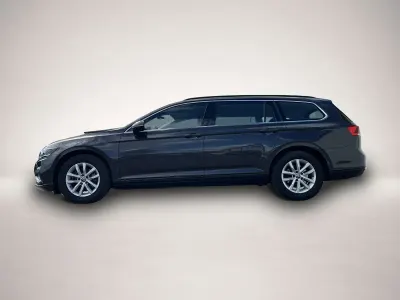 Gebraucht VW Passat Business 150 PS (110 kW) 2022 Grau Kombi