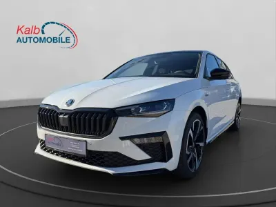 Neu Skoda Scala Monte Carlo 150 PS (110 kW) 2025 Moonweiß perleffekt metallic Kleinwagen