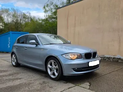 Gebraucht BMW 116 Sport Line 116 PS (85 kW) 2010 Blau Kleinwagen