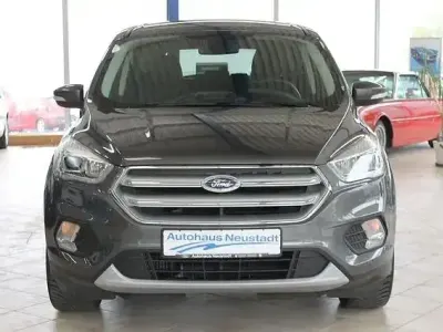 Używany Ford Kuga Business Edition 120 KM (88 kW) 2019 Szary SUV