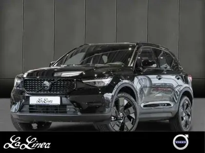 Usata Volvo XC40 120 CV (88 kW) 2025 SUV